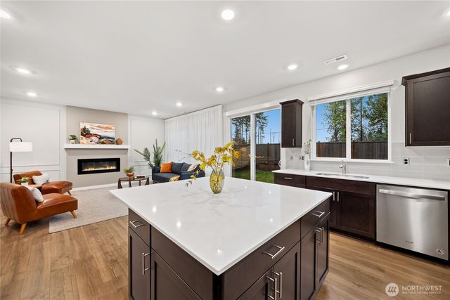 15266 198th AVE Ct E, Bonney Lake, WA 98391