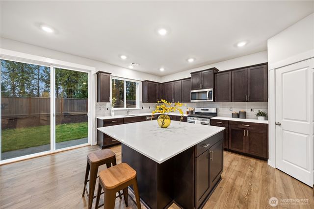 15266 198th AVE Ct E, Bonney Lake, WA 98391