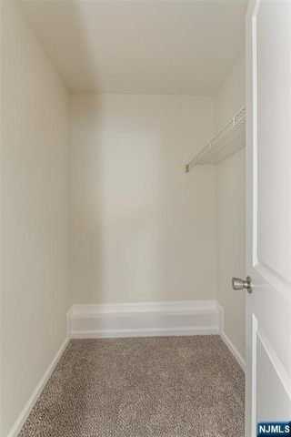 7 Summit, Clinton Town, NJ 08801