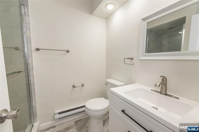 7 Summit, Clinton Town, NJ 08801