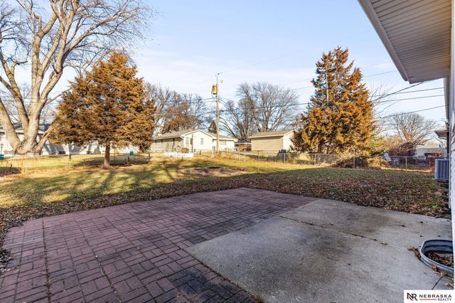 7302 Grover Street, Omaha, NE 68124
