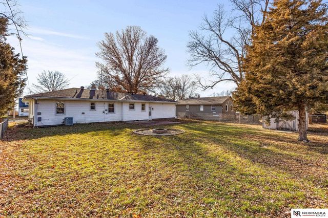 7302 Grover Street, Omaha, NE 68124