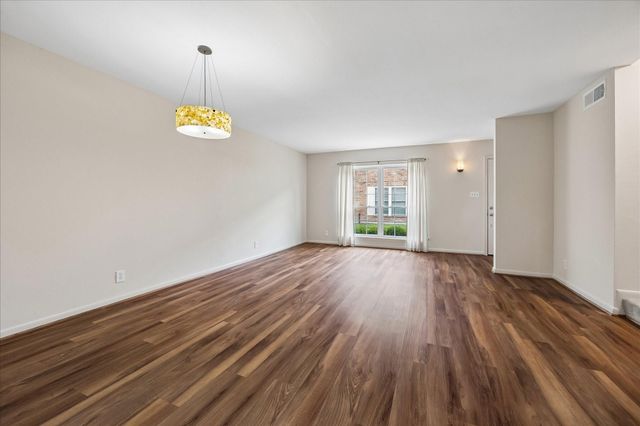 2065 Winrock Boulevard 55, Houston, TX 77057