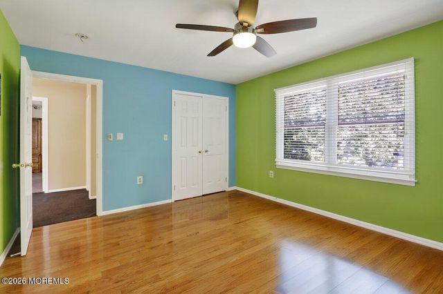 6 Kimberly Court, Manalapan, NJ 07726