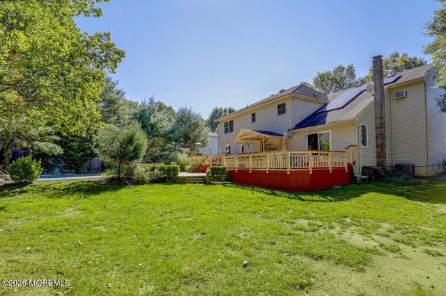 6 Kimberly Court, Manalapan, NJ 07726