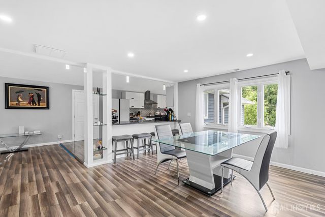 6 Kates, Mount Holly, NJ 08060