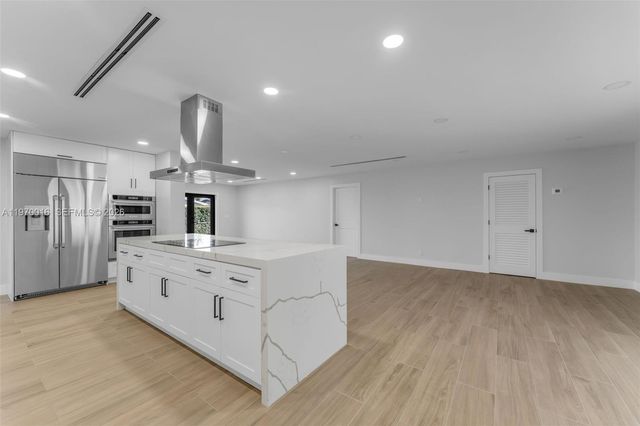 9381 SW 62nd St, Miami, FL 33173