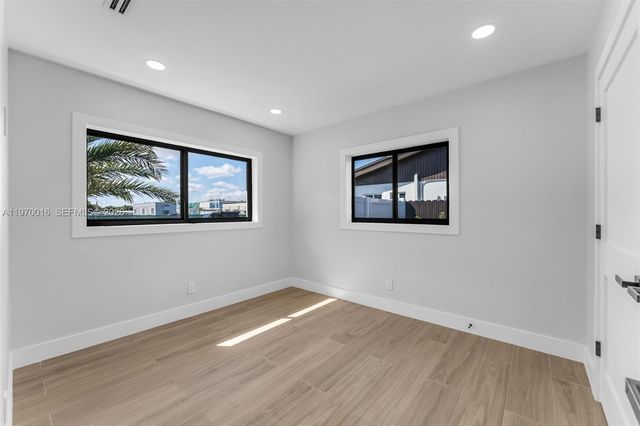 9381 SW 62nd St, Miami, FL 33173