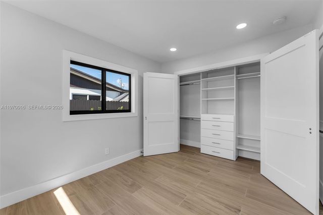 9381 SW 62nd St, Miami, FL 33173