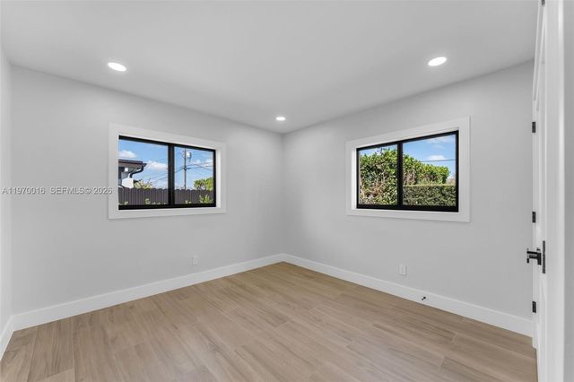 9381 SW 62nd St, Miami, FL 33173