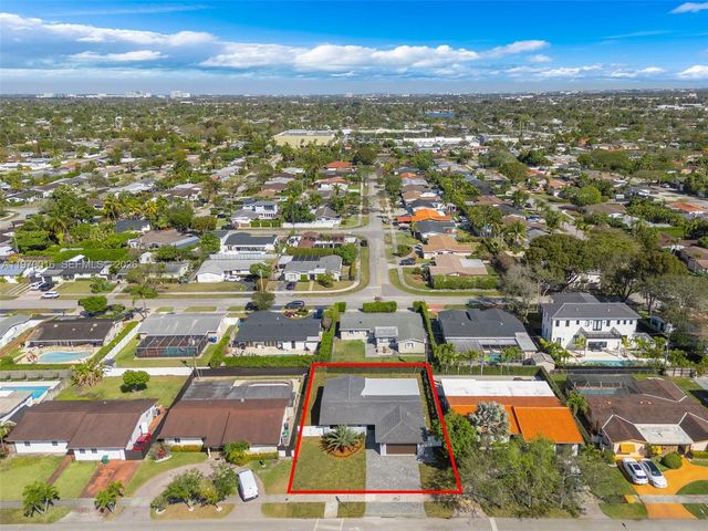 9381 SW 62nd St, Miami, FL 33173