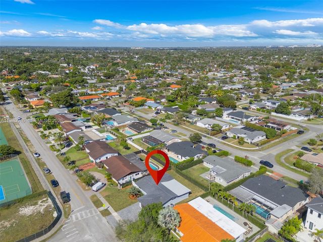 9381 SW 62nd St, Miami, FL 33173