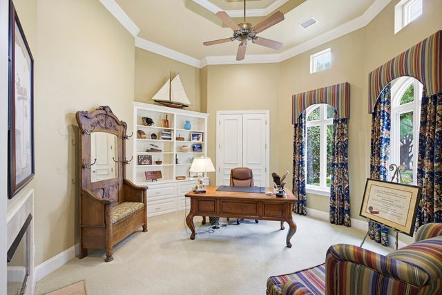 6008 Laurel Valley Court, Fort Worth, TX 76132