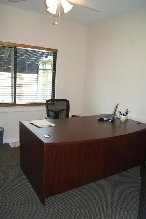 Image 3 of property listing at 766 SE 5th Avenue, Delray Beach, FL 33483
