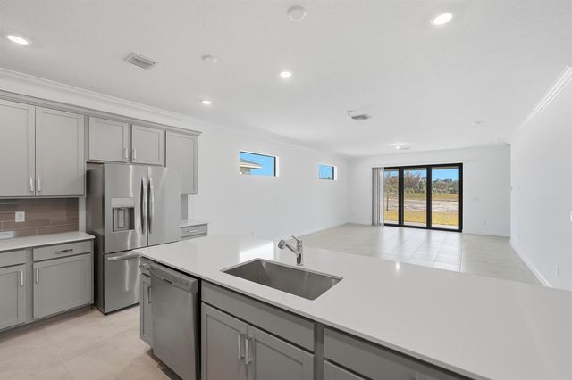 6891 NW KESTREL Lane, Port St. Lucie, FL 34987