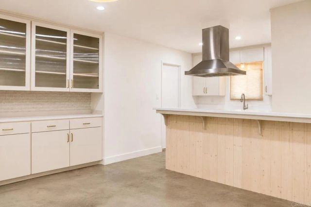 1135 Myra Avenue, Chula Vista, CA 91911