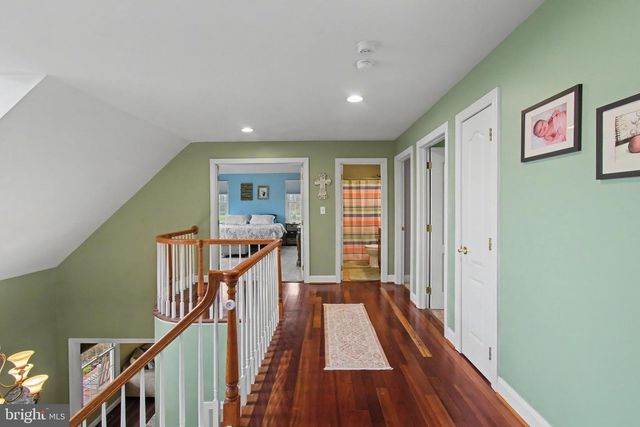 105 SAINT JOHNS RD W, Littlestown, PA 17340