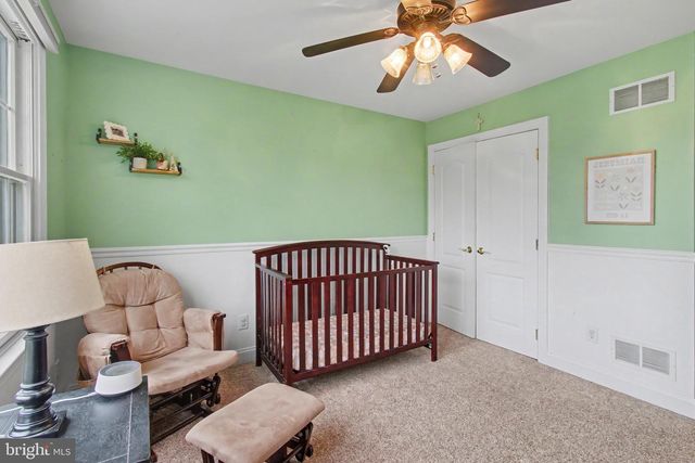 105 SAINT JOHNS RD W, Littlestown, PA 17340