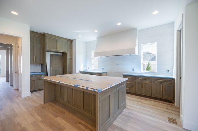 6033 Frazier Park Ln, Brentwood, TN 37027