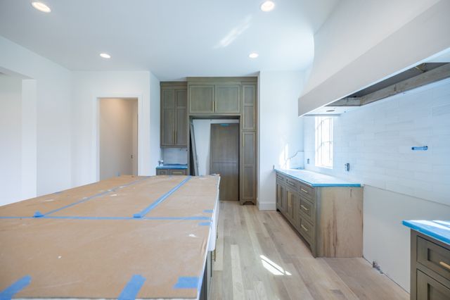 6033 Frazier Park Ln, Brentwood, TN 37027