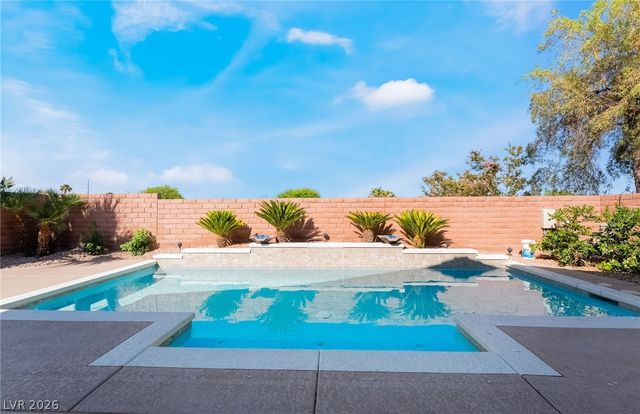 3434 Midnight Moon Street, Las Vegas, NV 89135