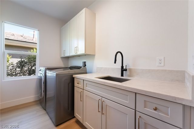 3434 Midnight Moon Street, Las Vegas, NV 89135