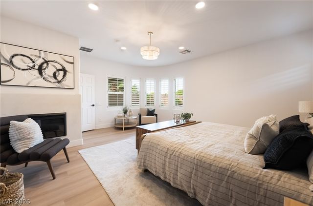 3434 Midnight Moon Street, Las Vegas, NV 89135