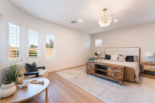 3434 Midnight Moon Street, Las Vegas, NV 89135