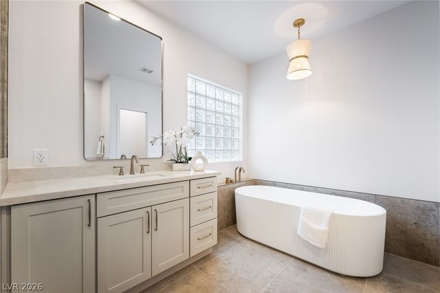 3434 Midnight Moon Street, Las Vegas, NV 89135