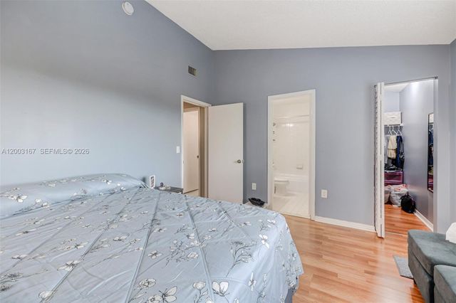 6255 Kendale Lakes Circle 218, Miami, FL 33183