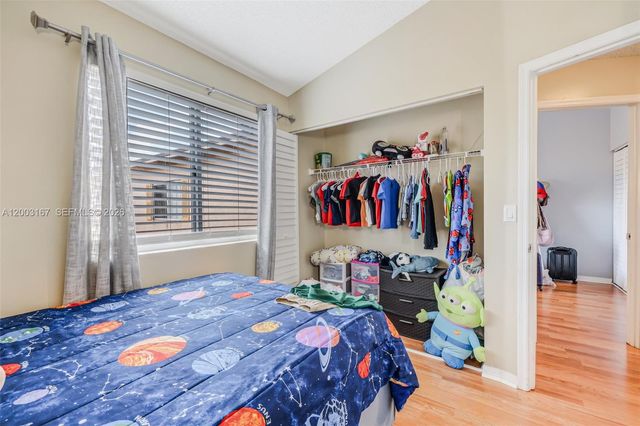 6255 Kendale Lakes Circle 218, Miami, FL 33183
