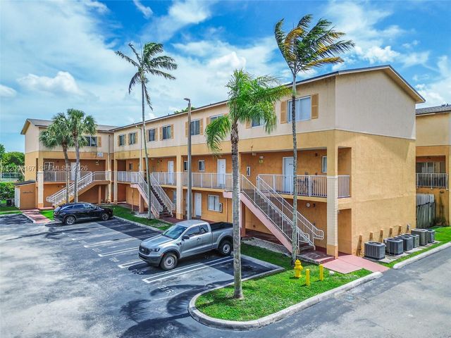 6255 Kendale Lakes Circle 218, Miami, FL 33183