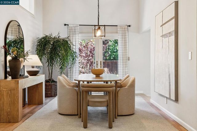 720 Graham Ct, Danville, CA 94526