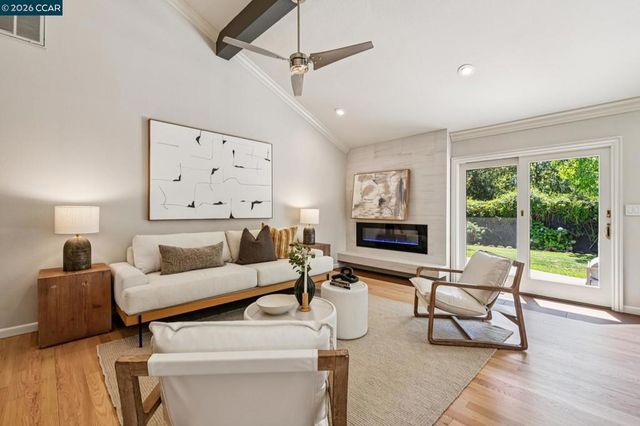 720 Graham Ct, Danville, CA 94526