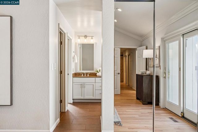 720 Graham Ct, Danville, CA 94526