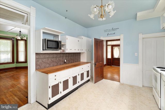 3362 S MAIN ST, Toms Brook, VA 22660