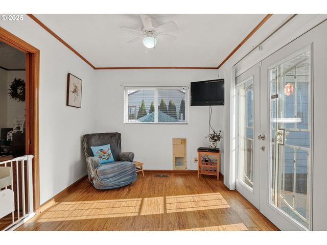 206 Se 220TH Ave, Gresham, OR 97030