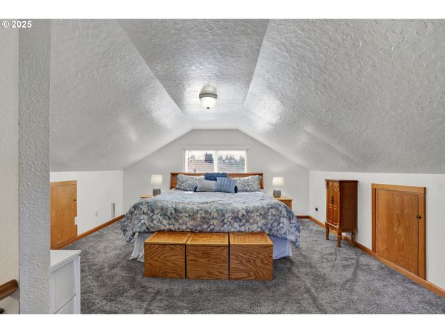 206 Se 220TH Ave, Gresham, OR 97030