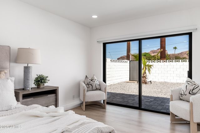 4464 E CAMPBELL Avenue, Phoenix, AZ 85018