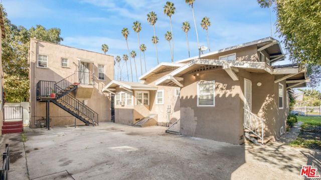 838 E 43rd Street, Los Angeles, CA 90011