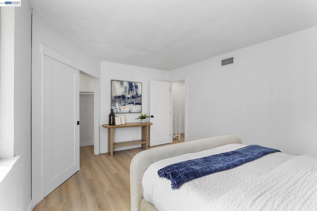 14715 Doolittle Dr, San Leandro, CA 94577