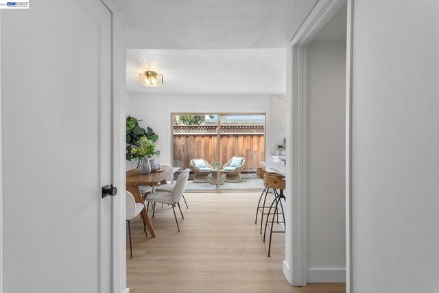 14715 Doolittle Dr, San Leandro, CA 94577