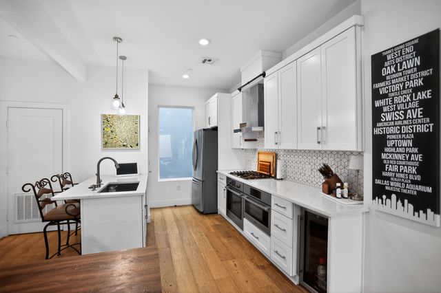 2222 Moser Avenue 113, Dallas, TX 75206