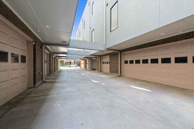2222 Moser Avenue 113, Dallas, TX 75206