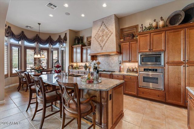 8122 E VISTA CANYON Street, Mesa, AZ 85207