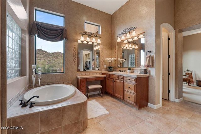 8122 E VISTA CANYON Street, Mesa, AZ 85207