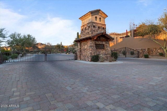 8122 E VISTA CANYON Street, Mesa, AZ 85207