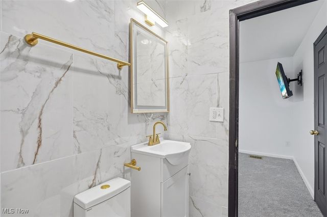 1307 Orlando Avenue, Akron, OH 44320