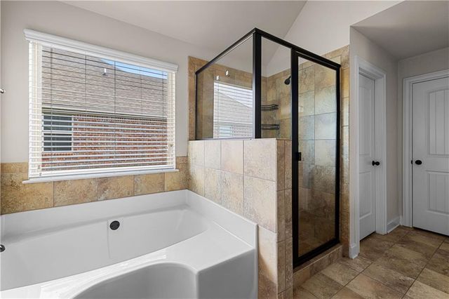 3256 Alhambra Circle, Hampton, GA 30228
