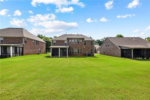 3256 Alhambra Circle, Hampton, GA 30228